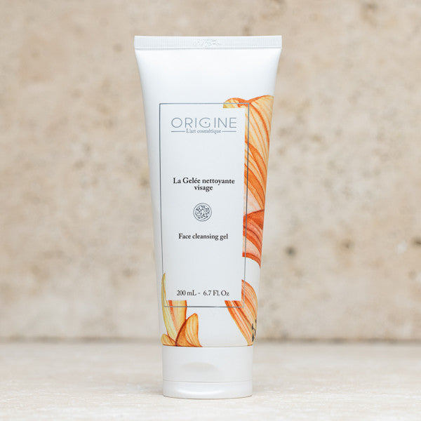 La gelée nettoyante pour le visage ラ ジェレ ネトワイヤント フェイスウォッシュ